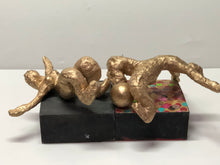 Load image into Gallery viewer, LOVE. No‘ WAR_  „WINGS”